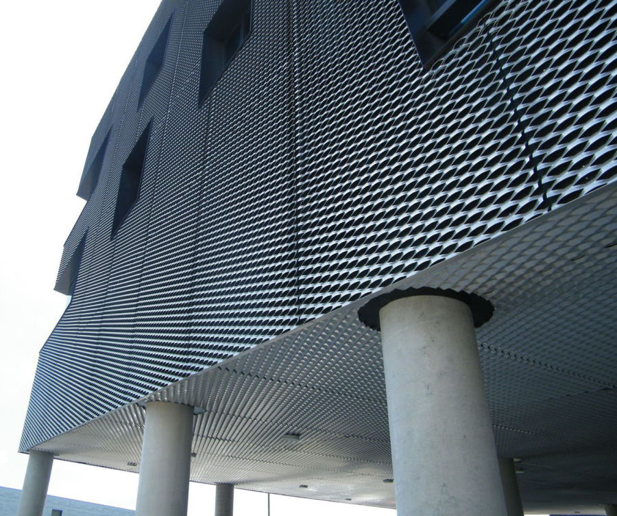 métal noir, façade, batiment architectural